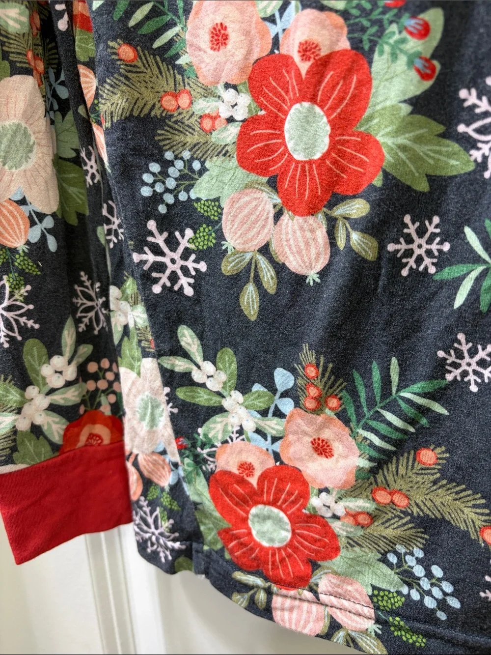 Little Sleepies Black Floral Snowflake Long Sleeve Pajama Top - Red Trim